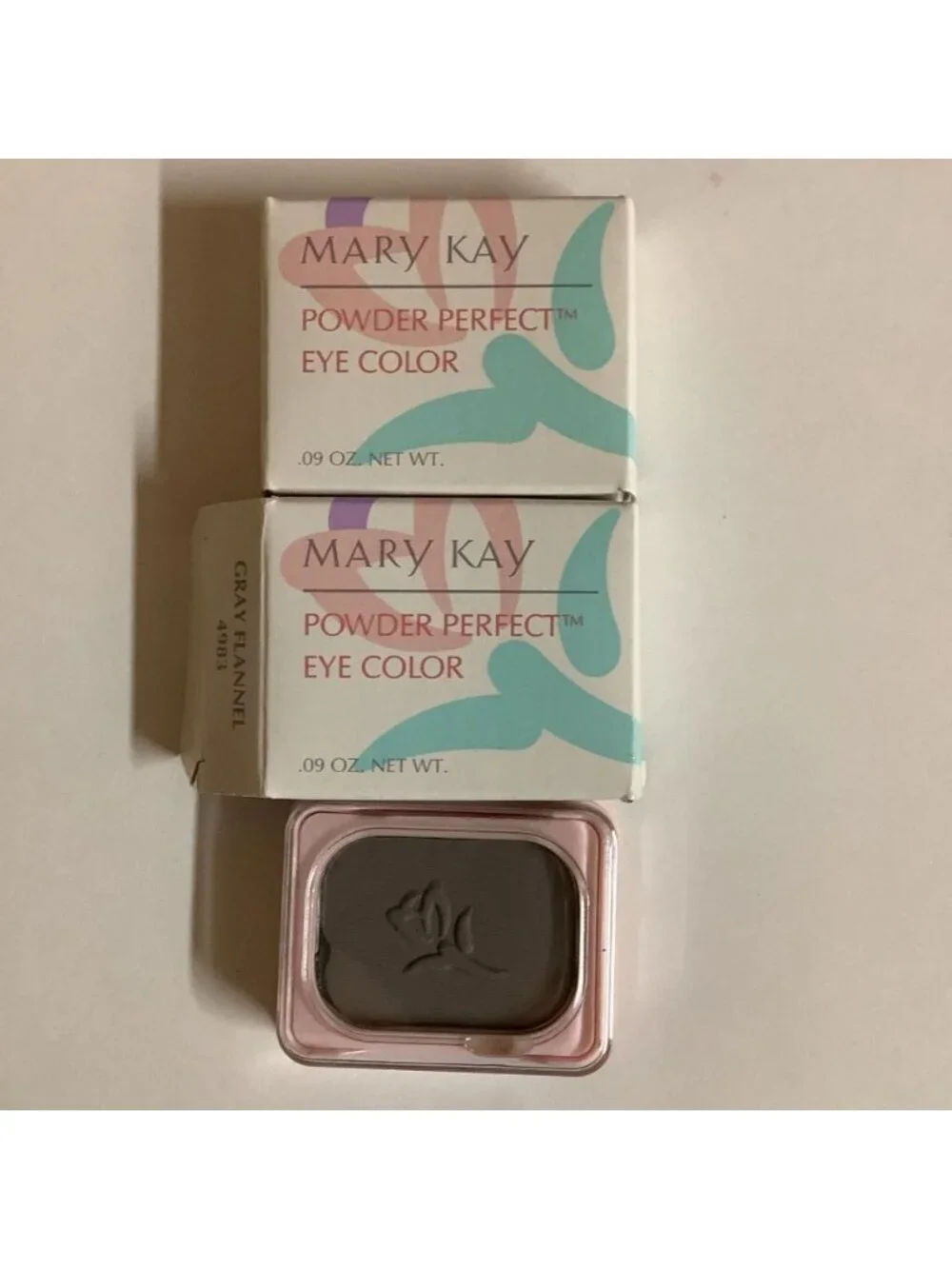 Mary Kay GRAY FLANNEL 4983 Powder Perfect Eye Color .09oz DISCONTINUED 2pcs New
